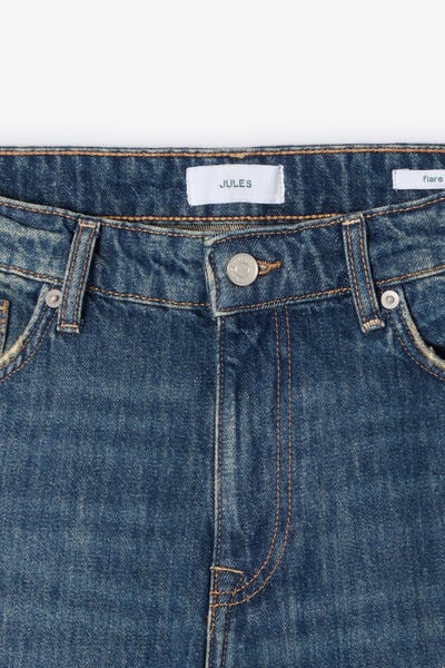 Jean flare d&eacute;lav&eacute;