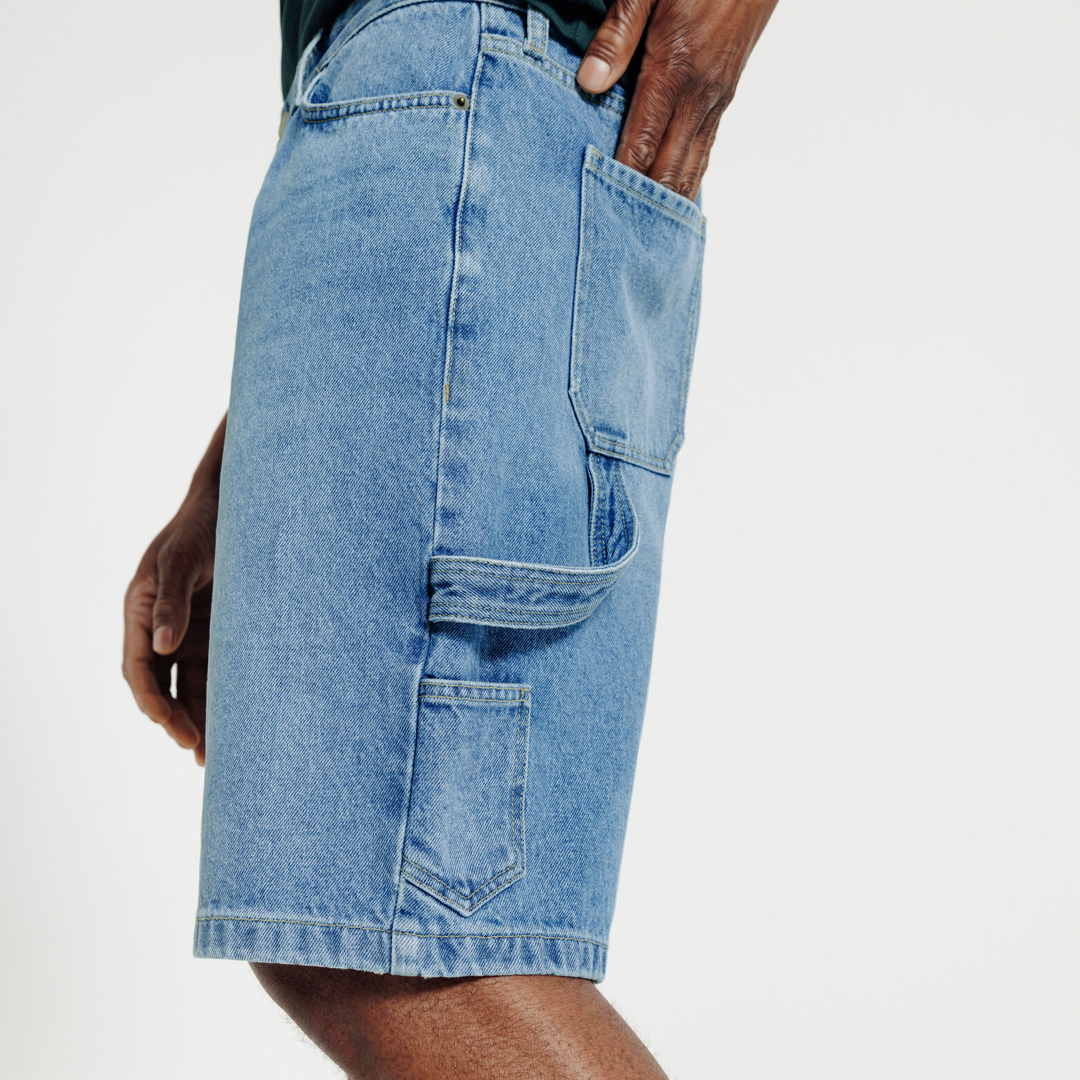 Baggy denim bermuda