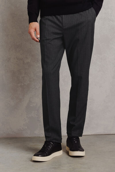 Pantalon chino tapered ray&eacute;
