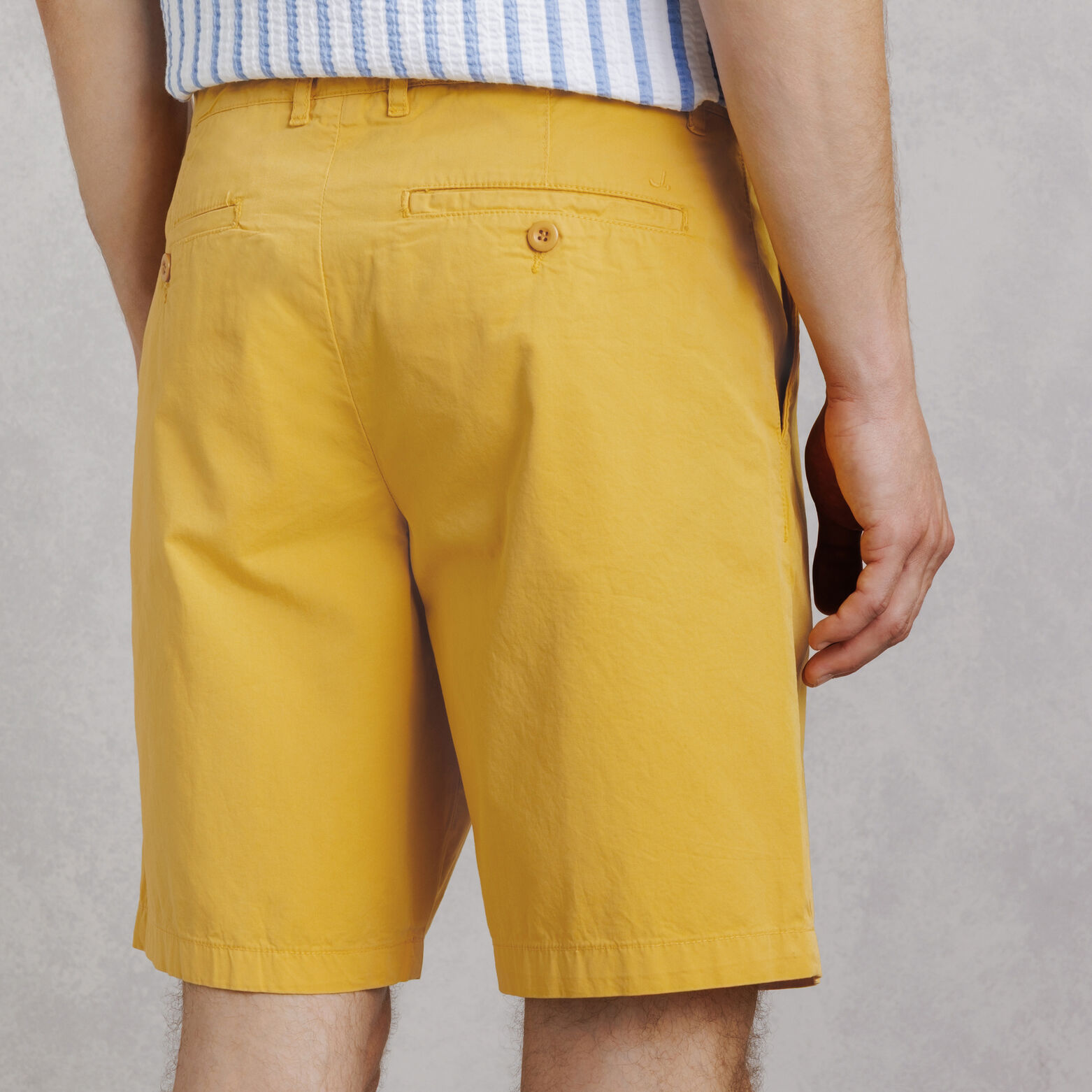 Bermuda chino uni