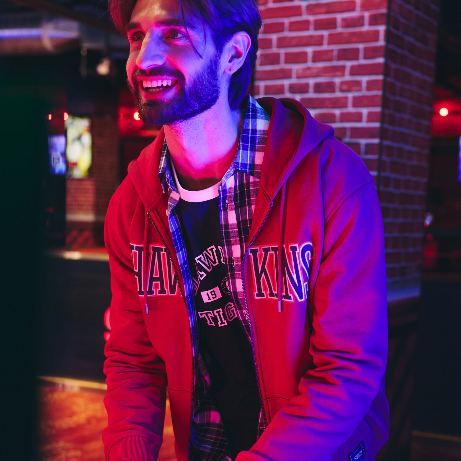 Sweat à capuche zippé licence Stranger Things