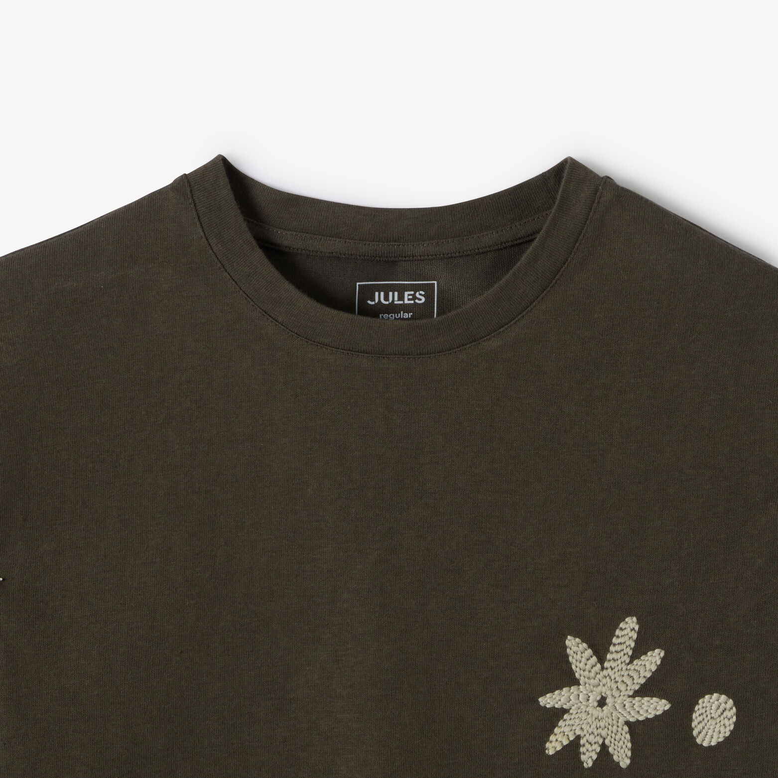 Tee shirt col rond brod&eacute; fleur poitrine