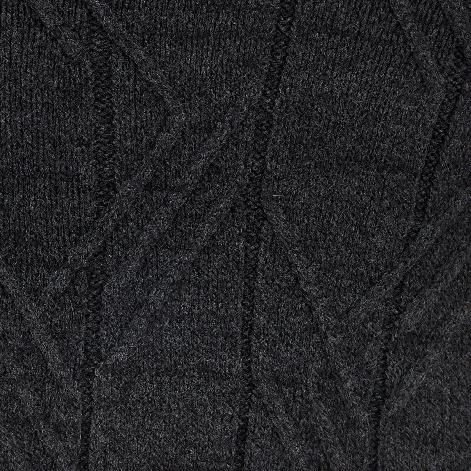 Pull col cheminée avec torsade