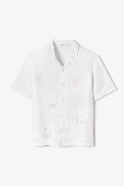 Hemdje in katoen linnen met borduursel