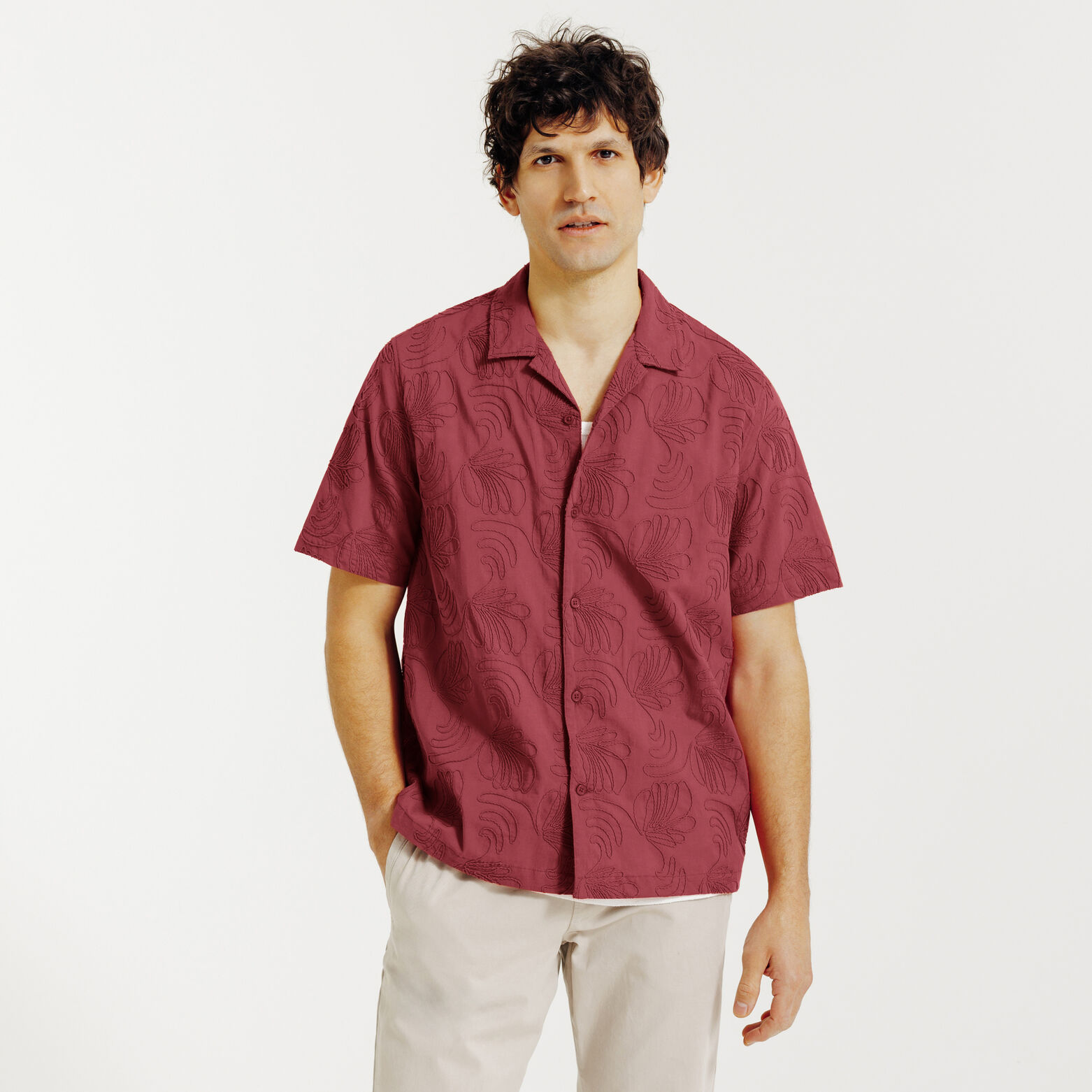 Regular fit hemdje met borduursel