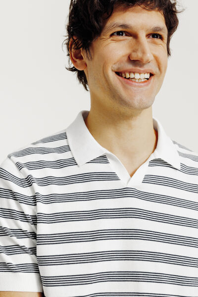 Pull manches courtes col polo resort ray&eacute;