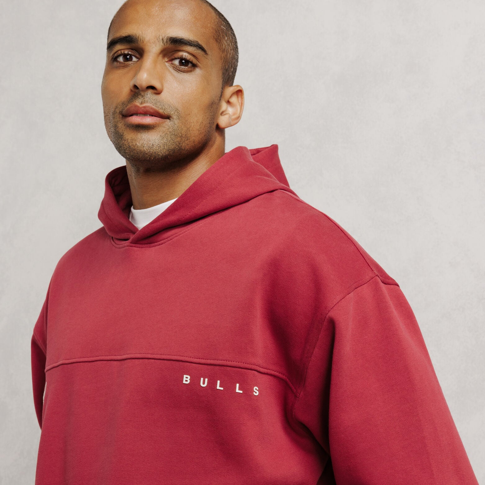 Sweat &agrave; capuche brod&eacute; Chicago Bulls licence NBA