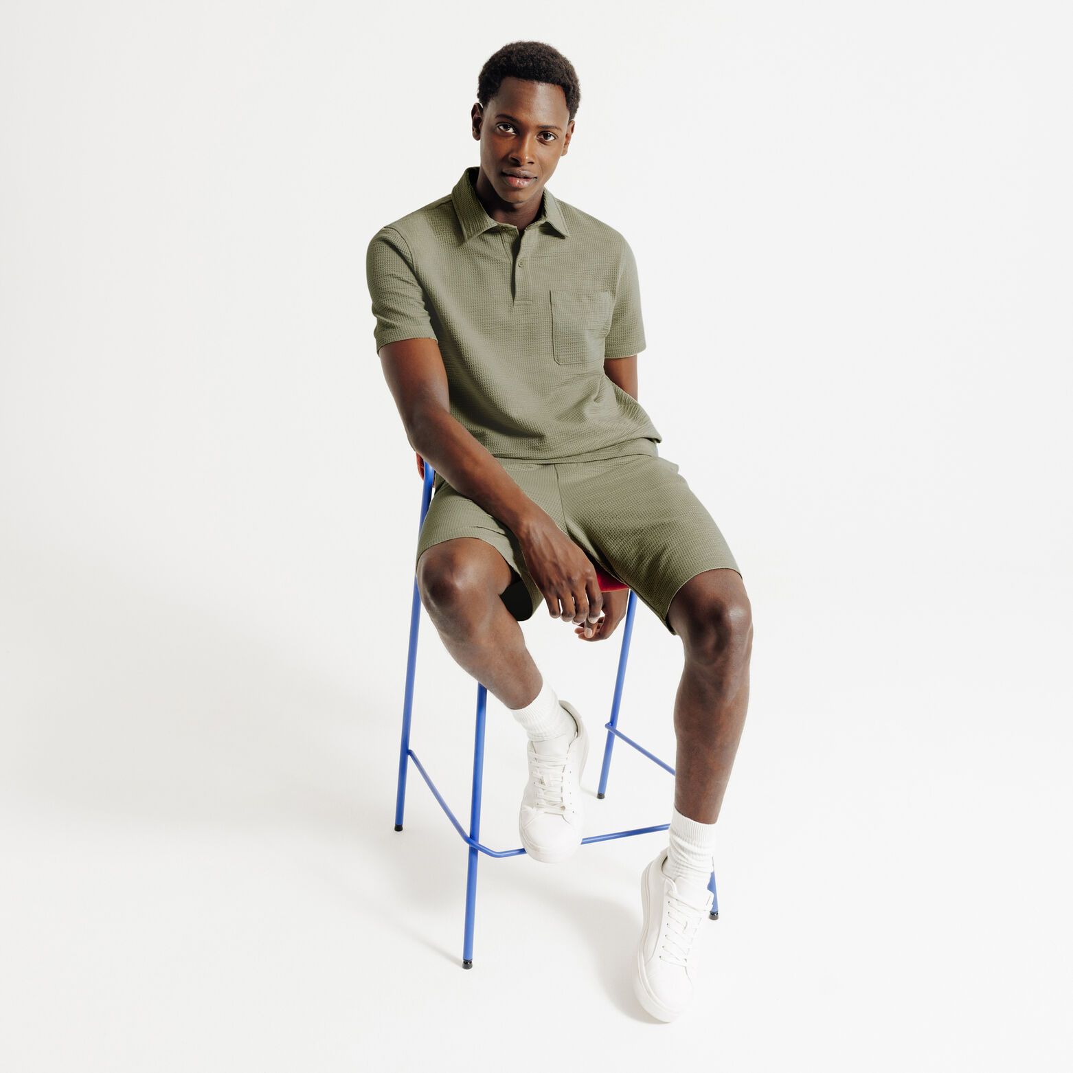 Polo manches courtes poche poitrine