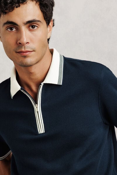 Polo manches courtes col zipp&eacute; gaufr&eacute;