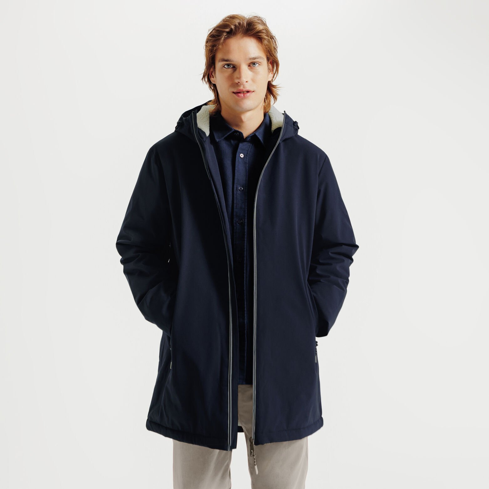 Parka longue à capuche doublée en sherpa