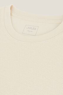 Tee shirt matière reliéfée