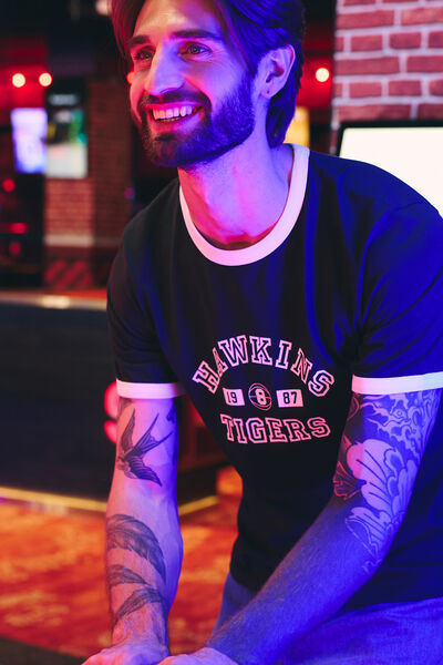 Tee shirt imprimé licence Stranger Things