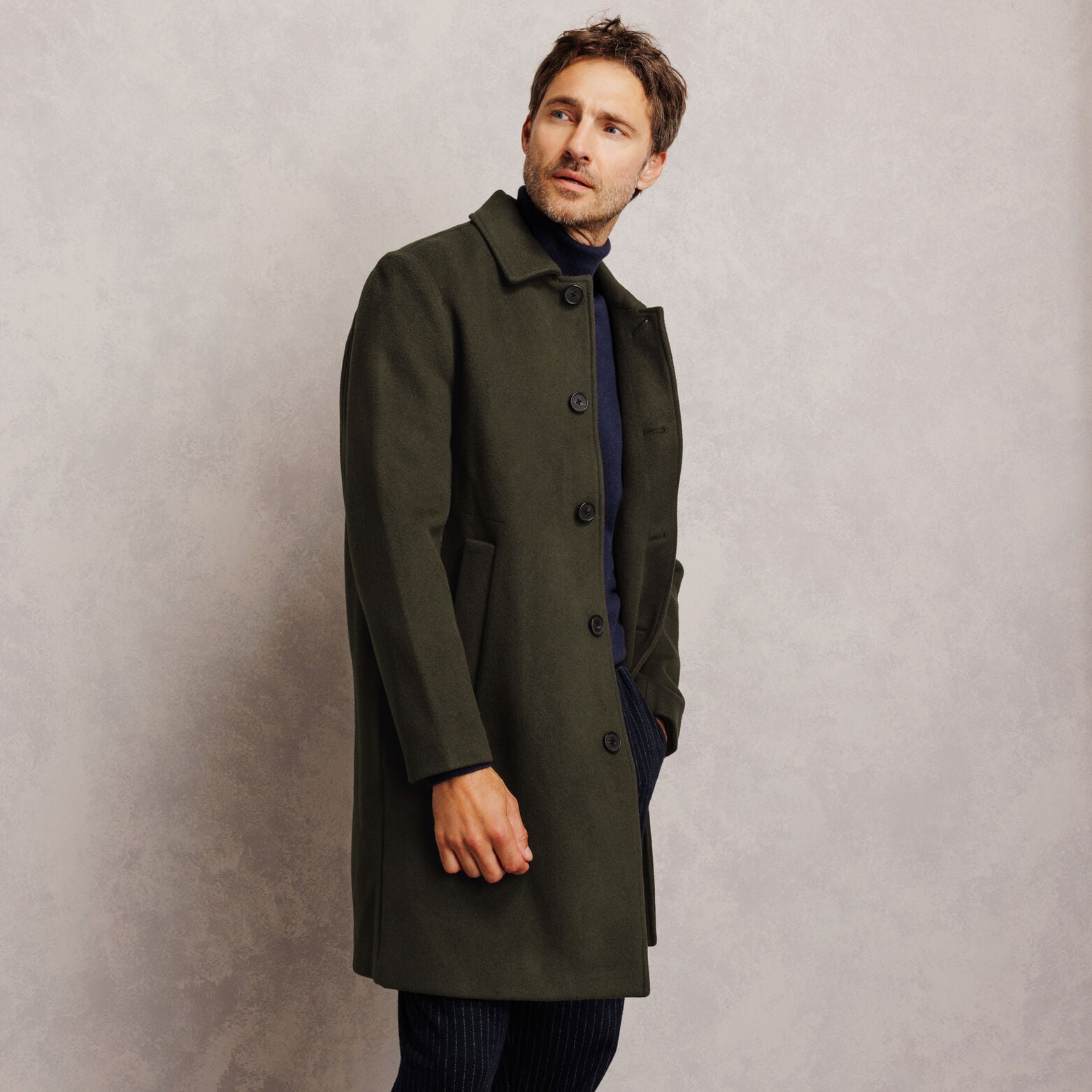 Manteau long col chemise laine majoritaire