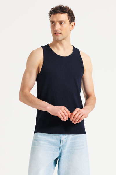 Mouwloos hemdje in 2x2 ribboord