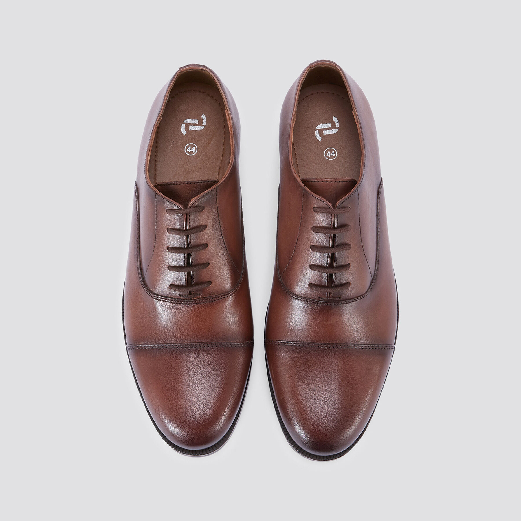 Chaussure de hot sale costume marron