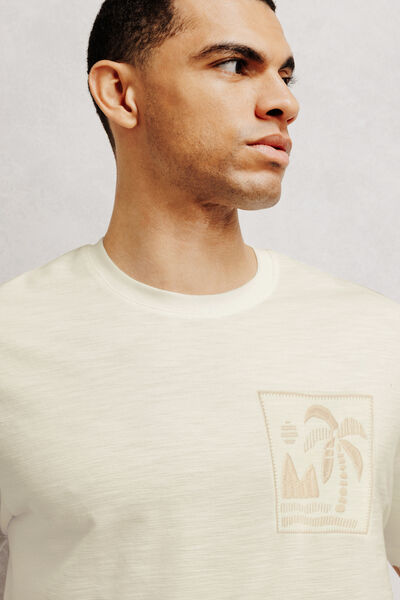 Tee shirt brod&eacute; mati&egrave;re fantaisie