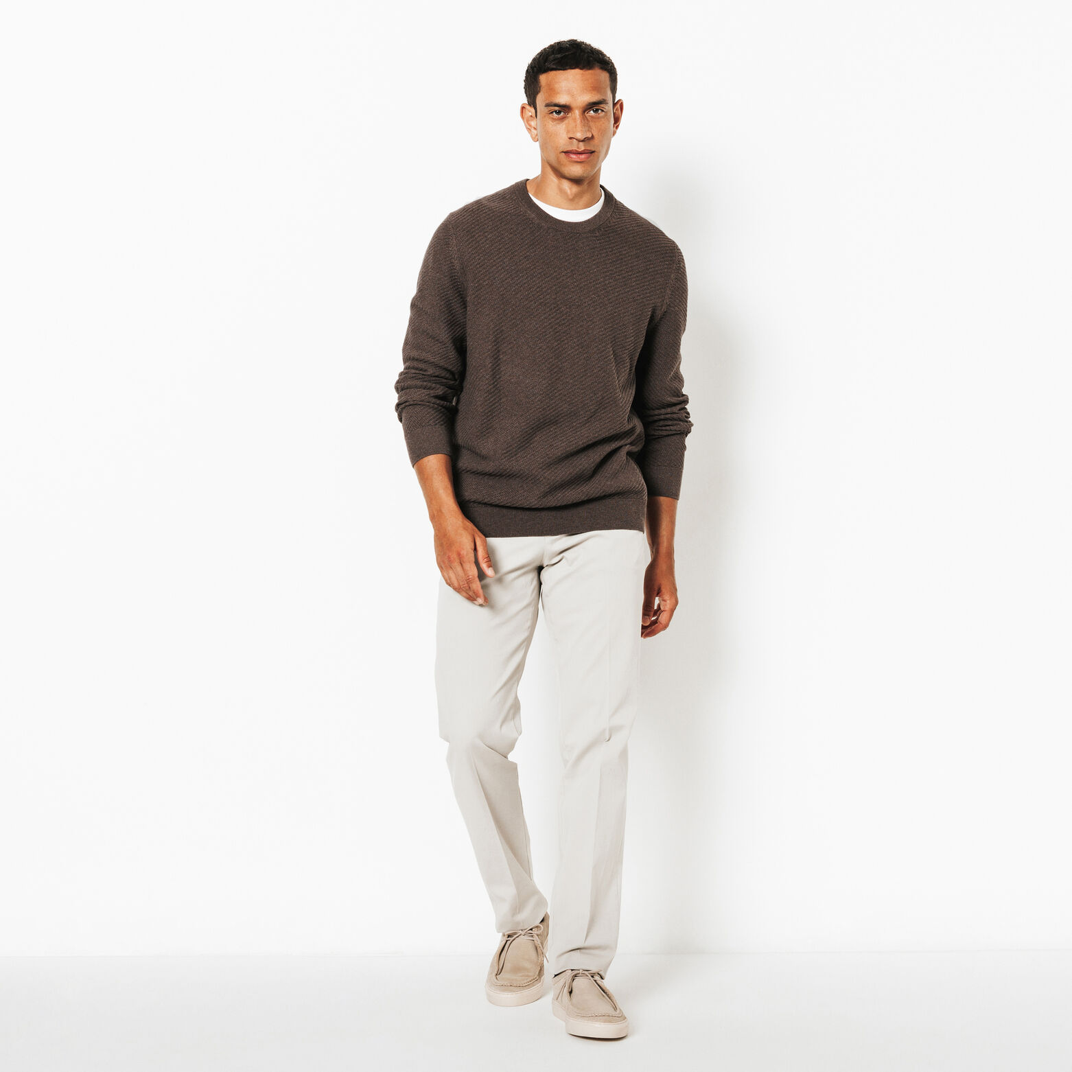 Pull col rond jeux de points fantaisie