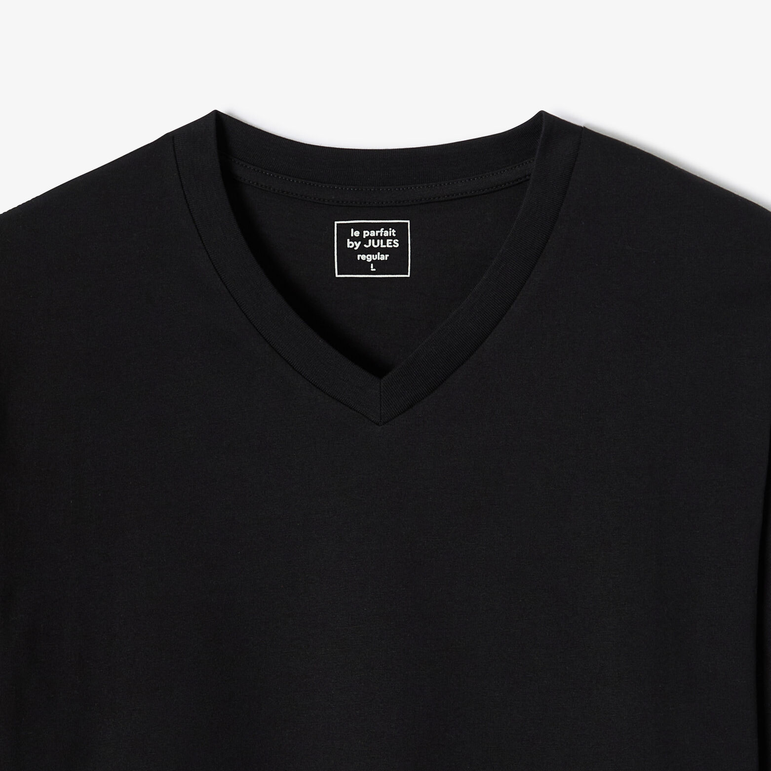 Le Parfait by JULES' t-shirt met V-hals