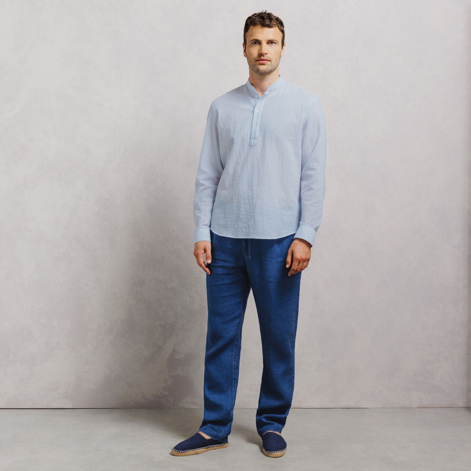 Chemise col mao regular 100% coton