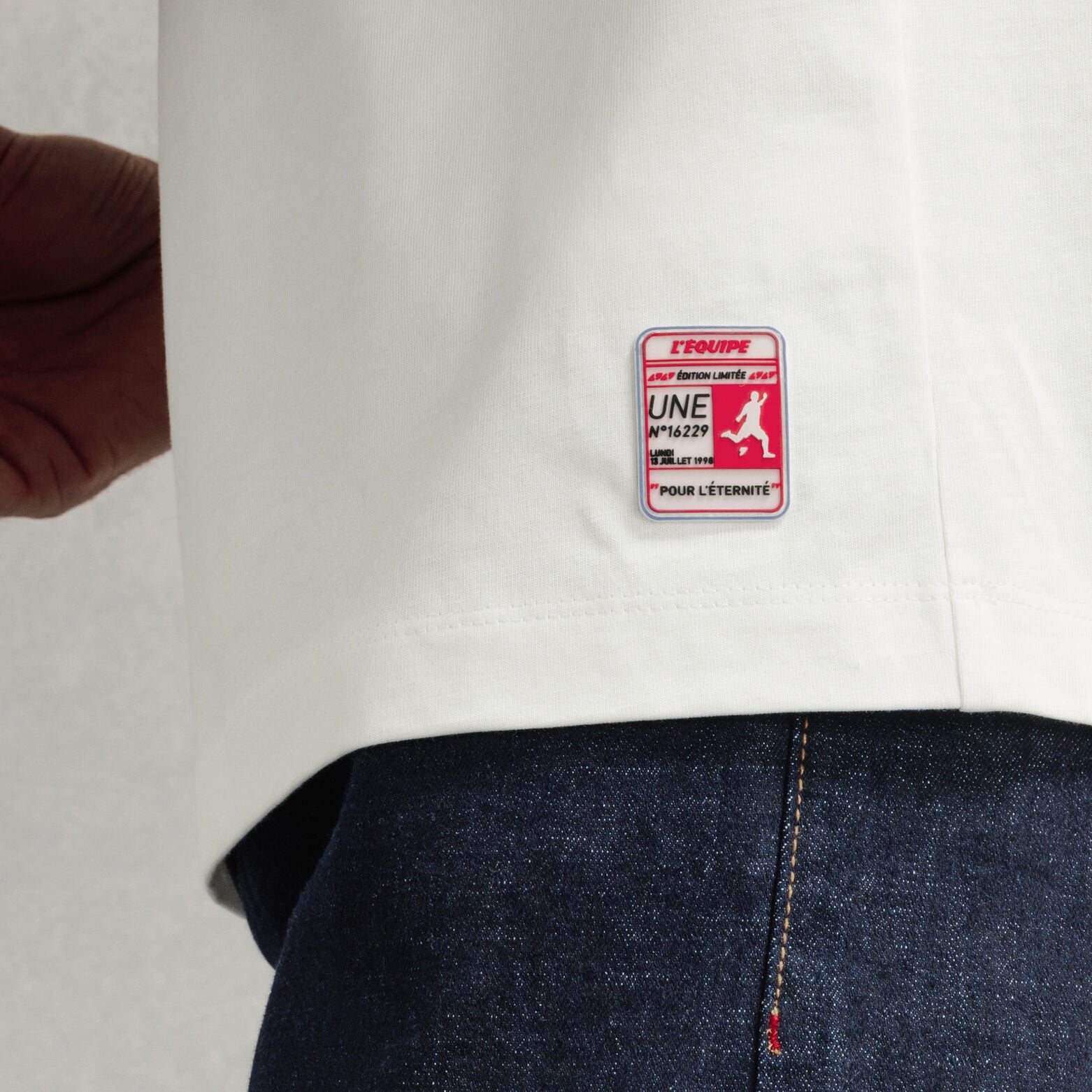 Tee shirt imprim&eacute; devant licence L'&Eacute;quipe