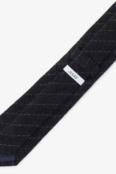 Cravate en flanelle ray&eacute;e