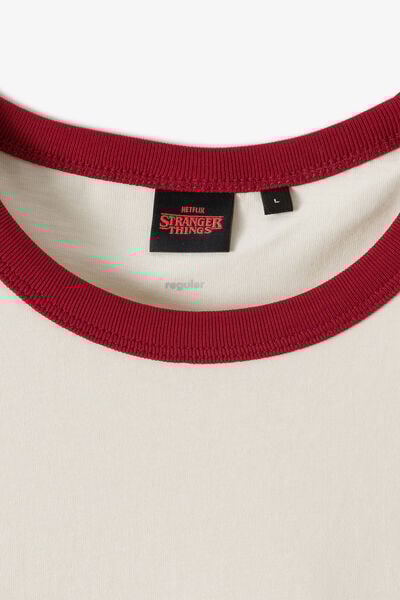 Tee shirt imprimé licence Stranger Things