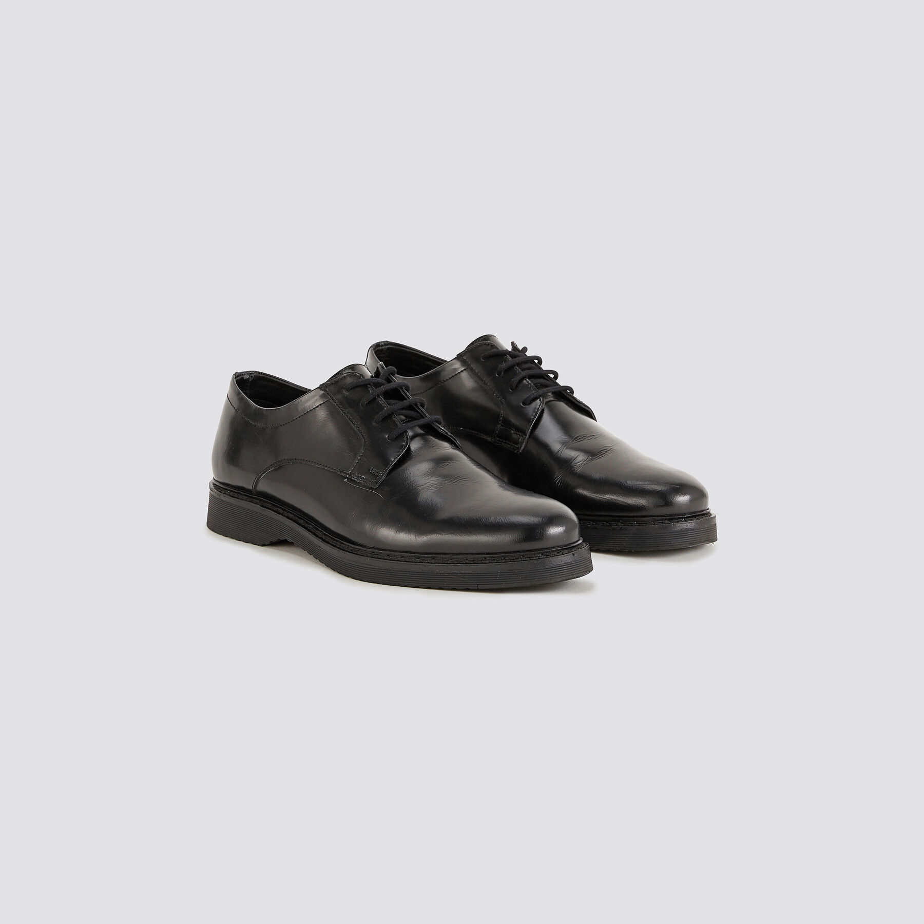 Lakleren schoenen