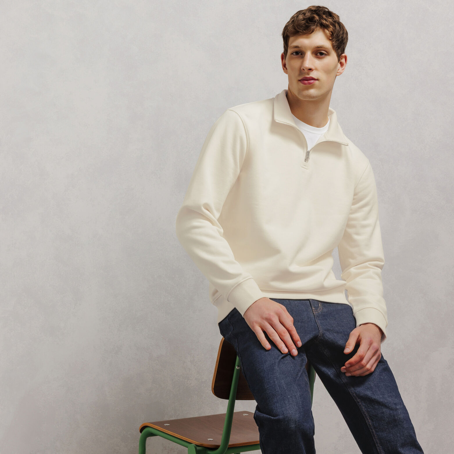 Sweat col montant zipp&eacute; molleton uni