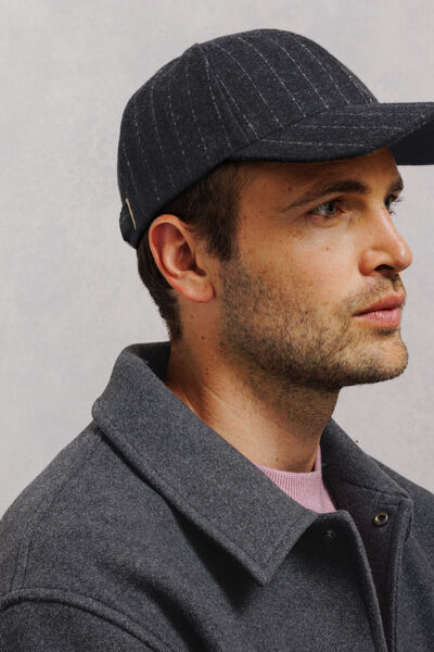 Casquette &agrave; rayures