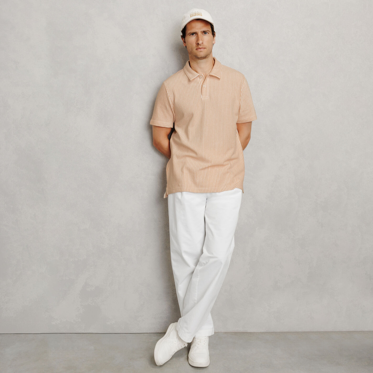 Polo manches courtes uni mati&egrave;re &eacute;ponge