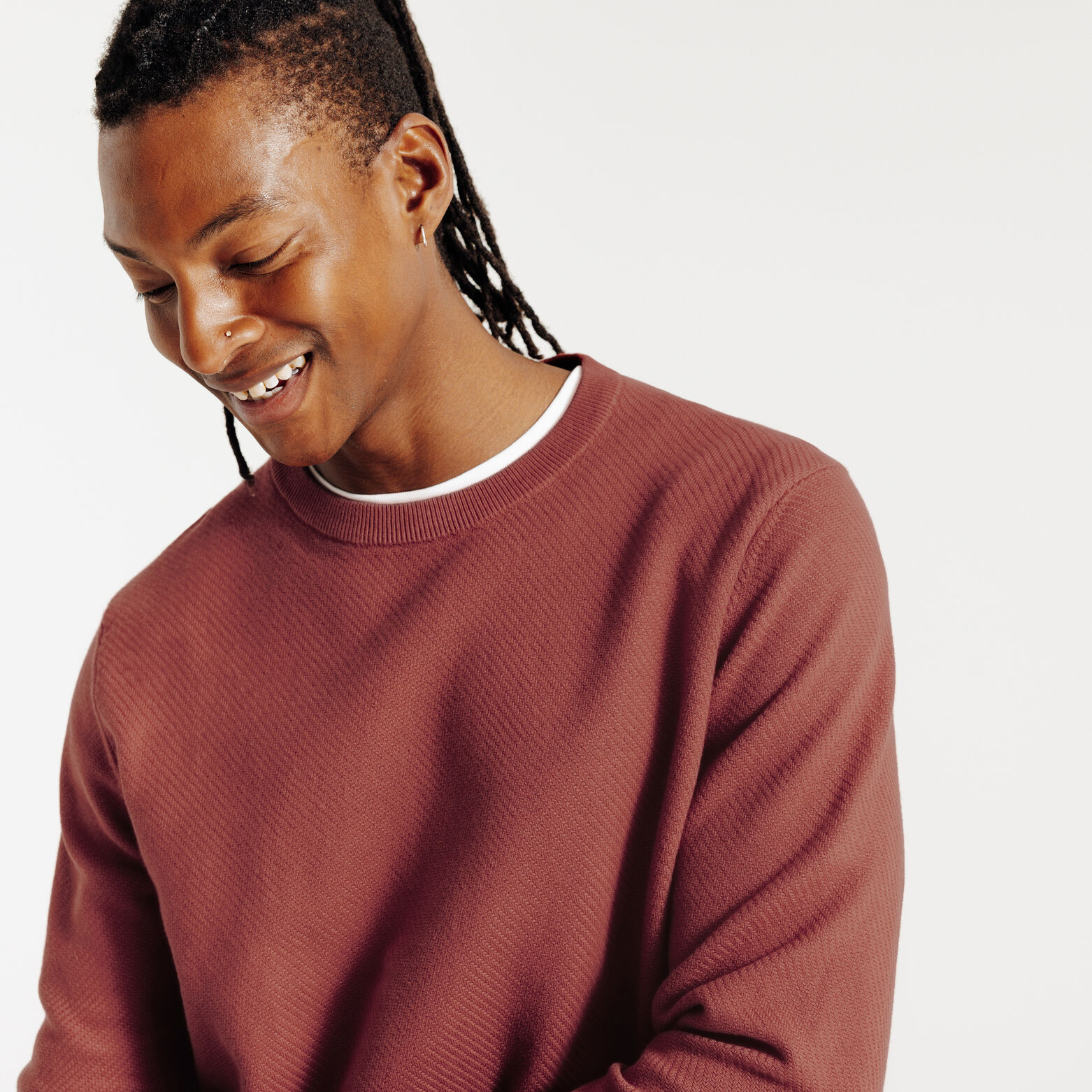 Pull col rond jeux de points fantaisie