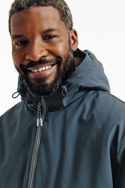 Blouson &agrave; capuche doubl&eacute; en sherpa
