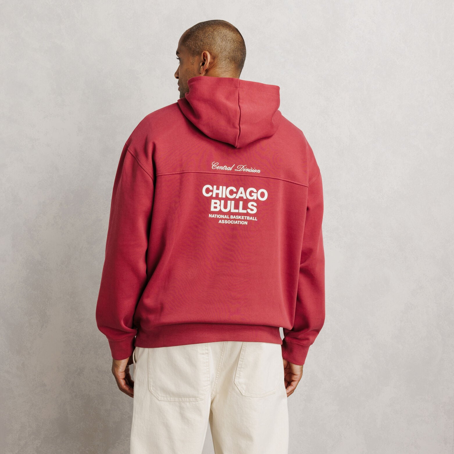 Sweat &agrave; capuche brod&eacute; Chicago Bulls licence NBA