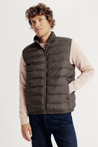 Doudoune l&eacute;g&egrave;re sans manche