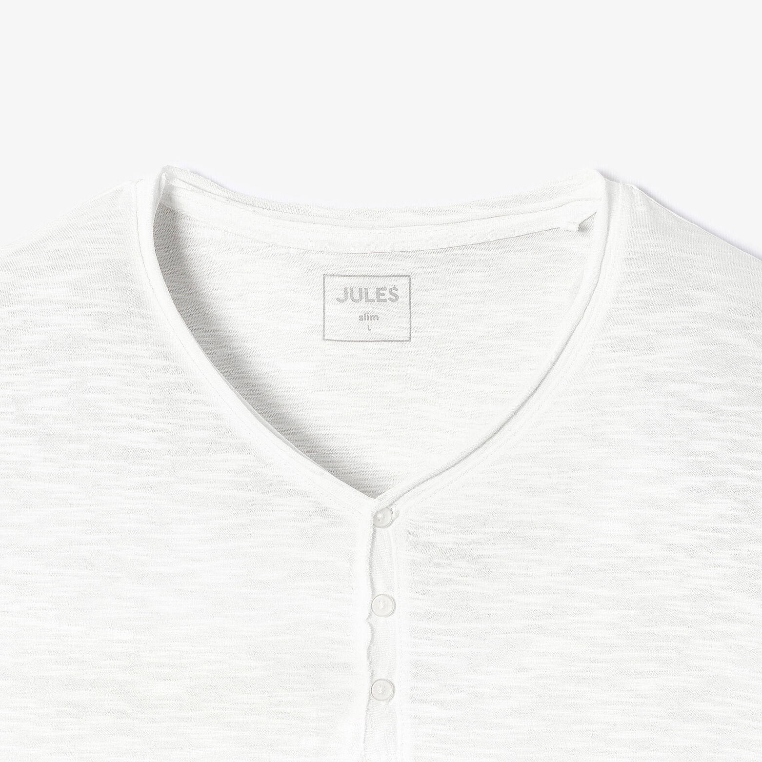 Tee shirt col tunisien mati&egrave;re flamm&eacute;e