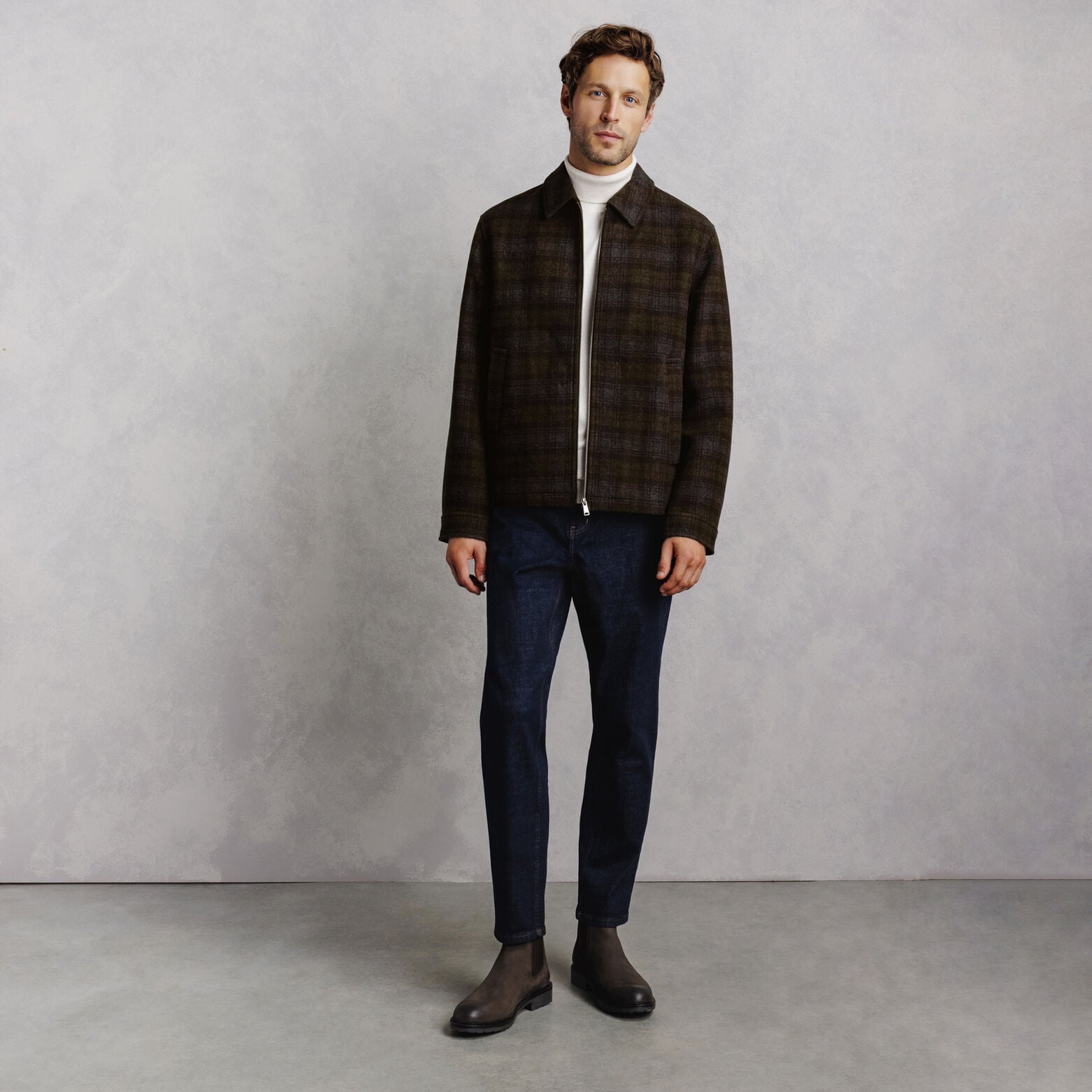 Blouson contenant de la laine col chemise zipp&eacute;