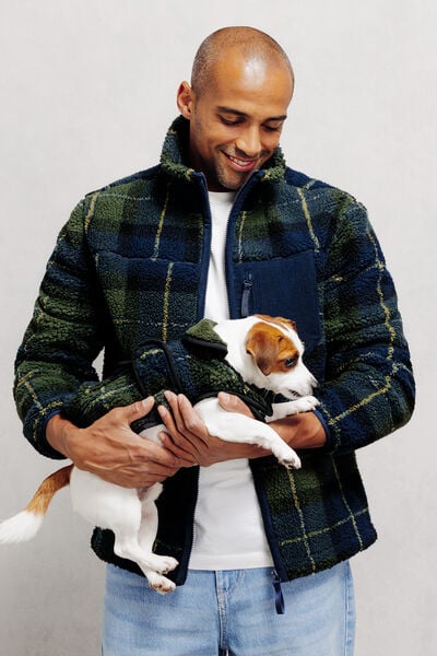 Manteau pour chien &agrave; carreaux