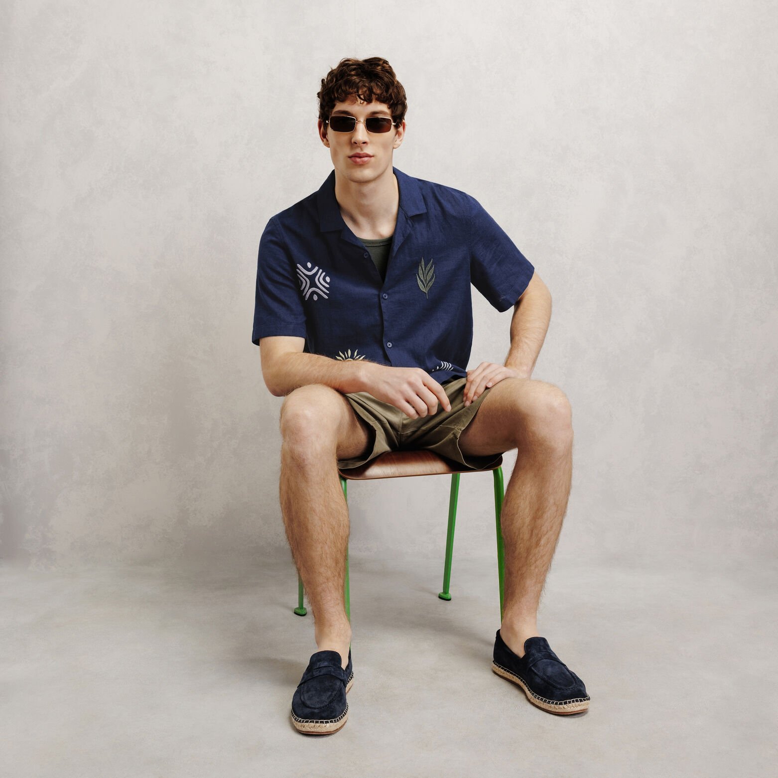 Chemisette en coton lin brod&eacute;e col requin
