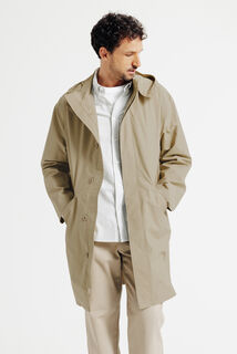 Parka longue boutonn&eacute;e &agrave; capuche