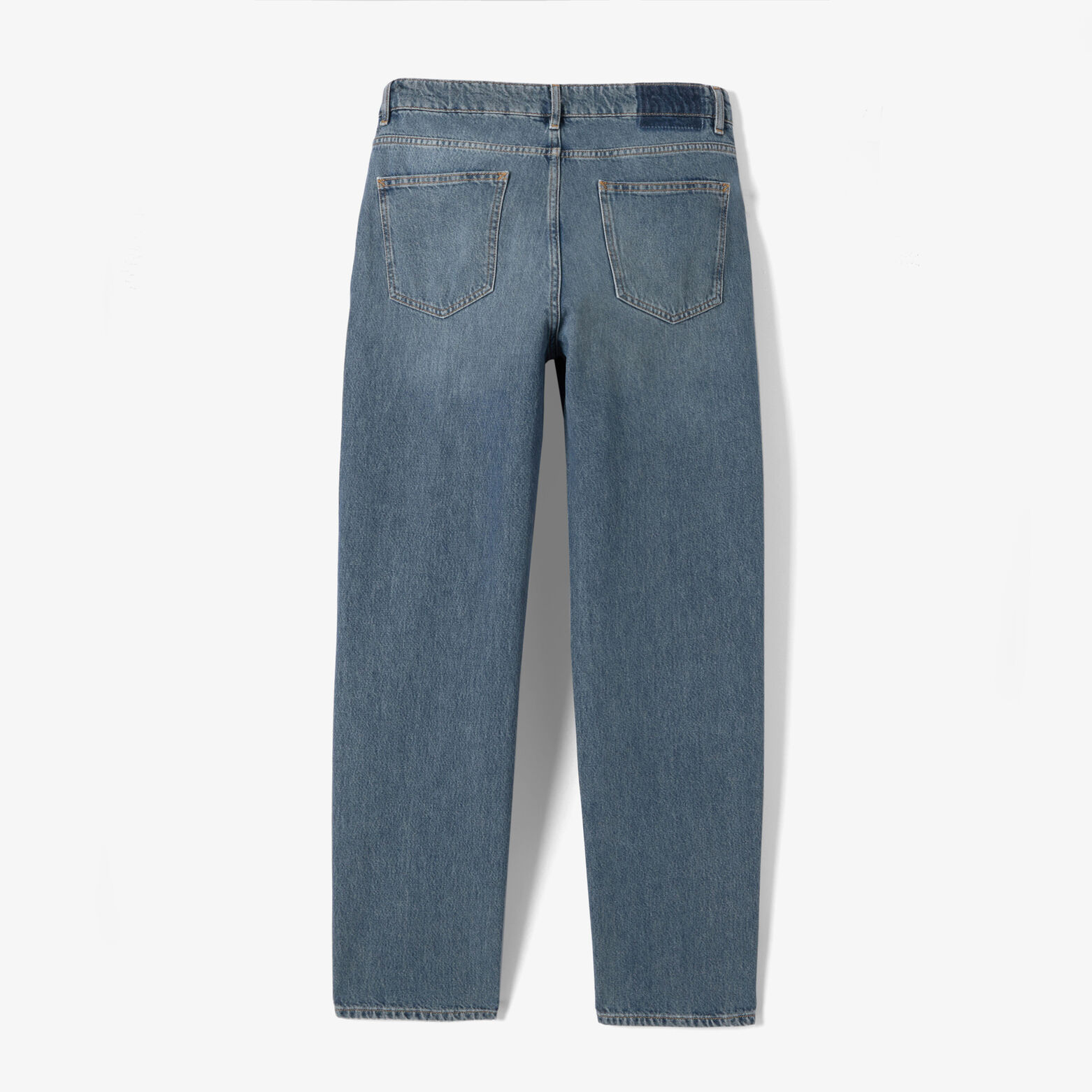 Jean loose