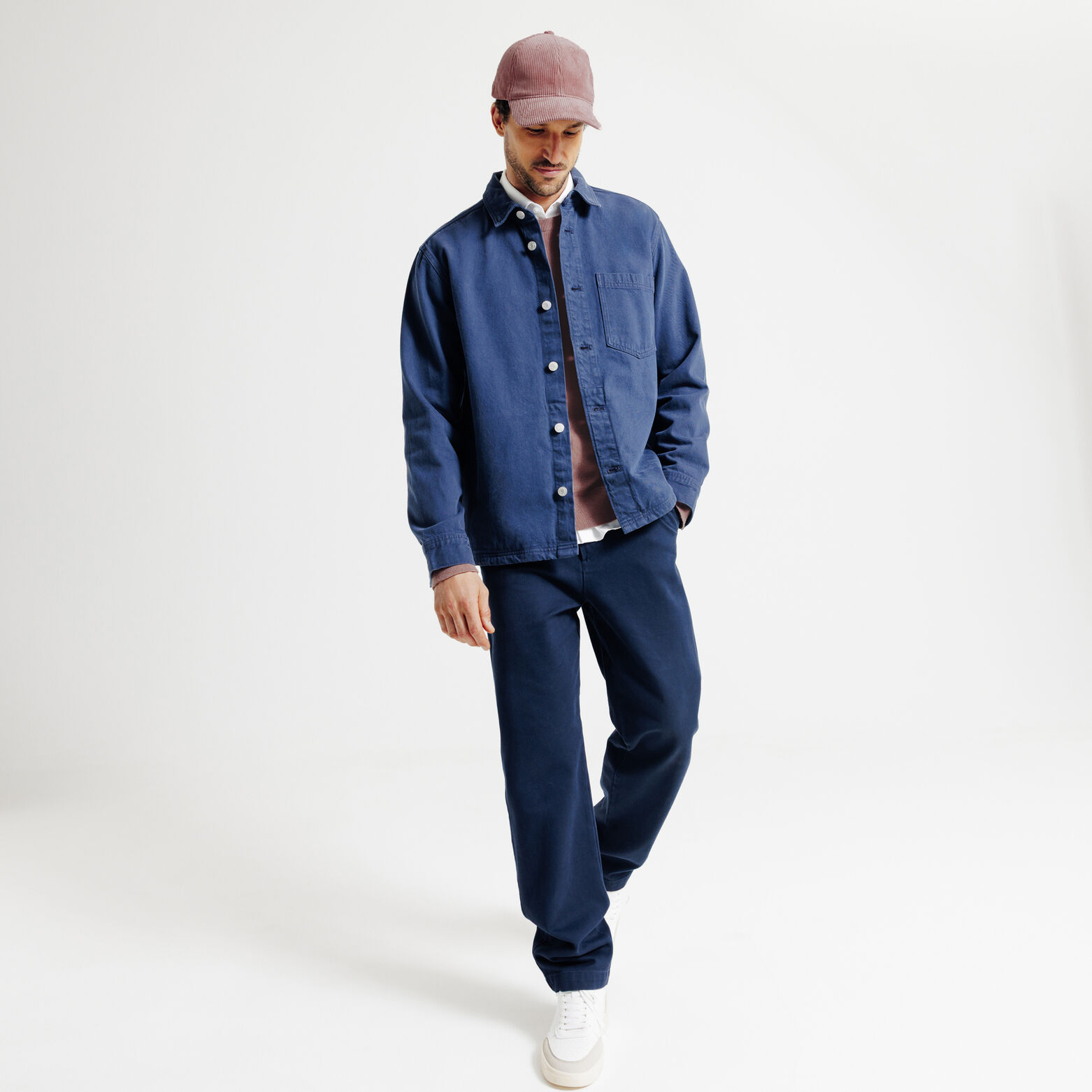 Pull col rond jeux de points fantaisie