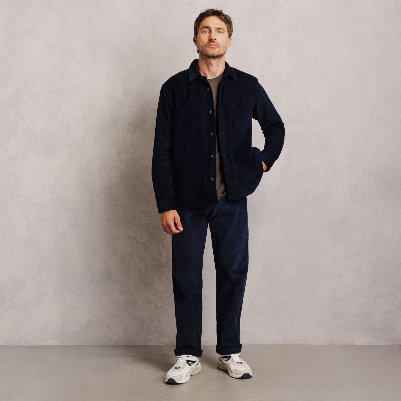 Pantalon 5 poches loose en velours 100% coton