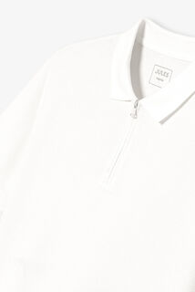 Polo manches courtes textur&eacute; col zipp&eacute;