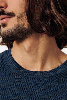 Pull col rond jeux de points reliéfés