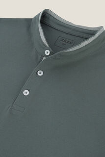 Polo manches courtes slim uni col mao piqu&eacute;