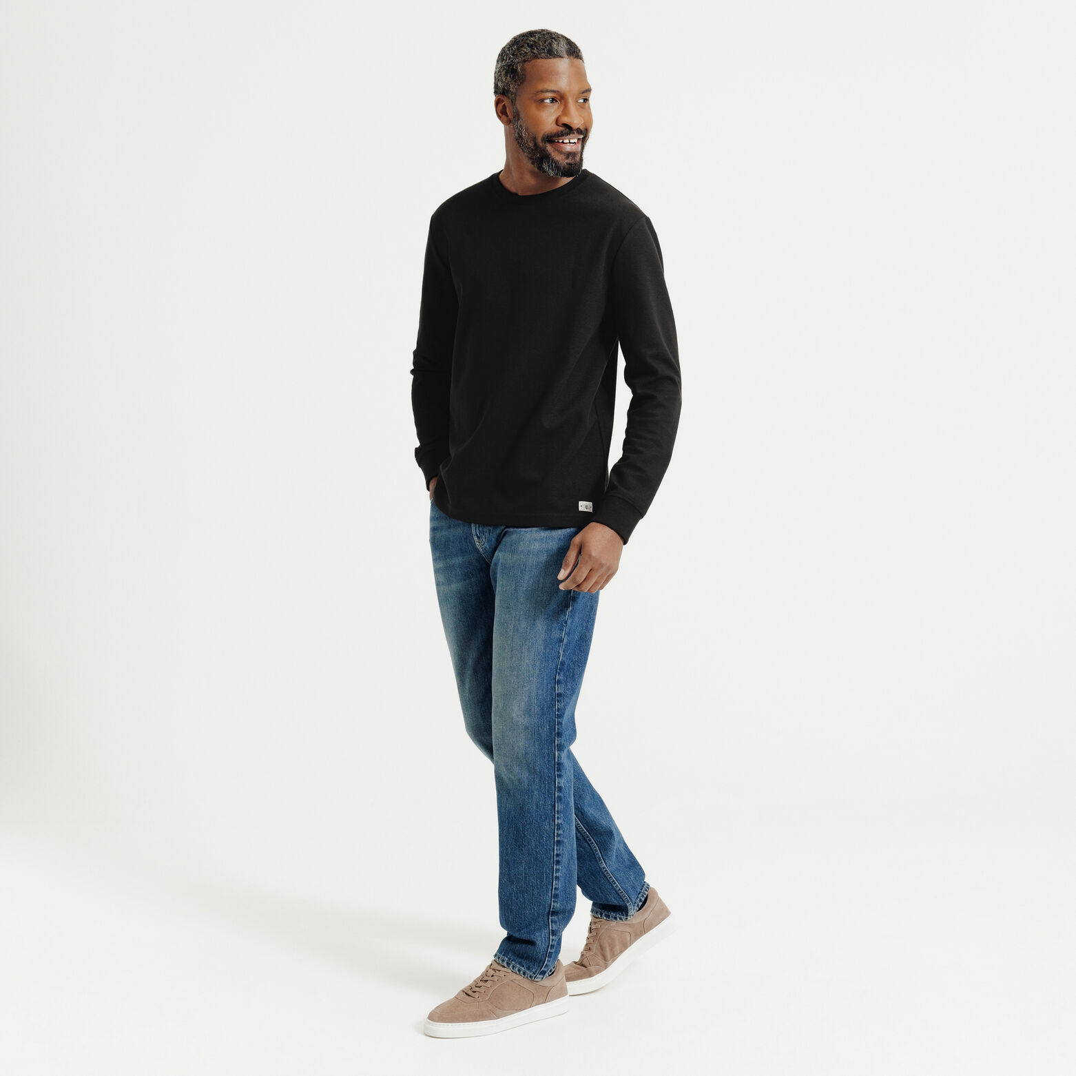 Tee shirt manches longues mati&egrave;re reli&eacute;f&eacute;e