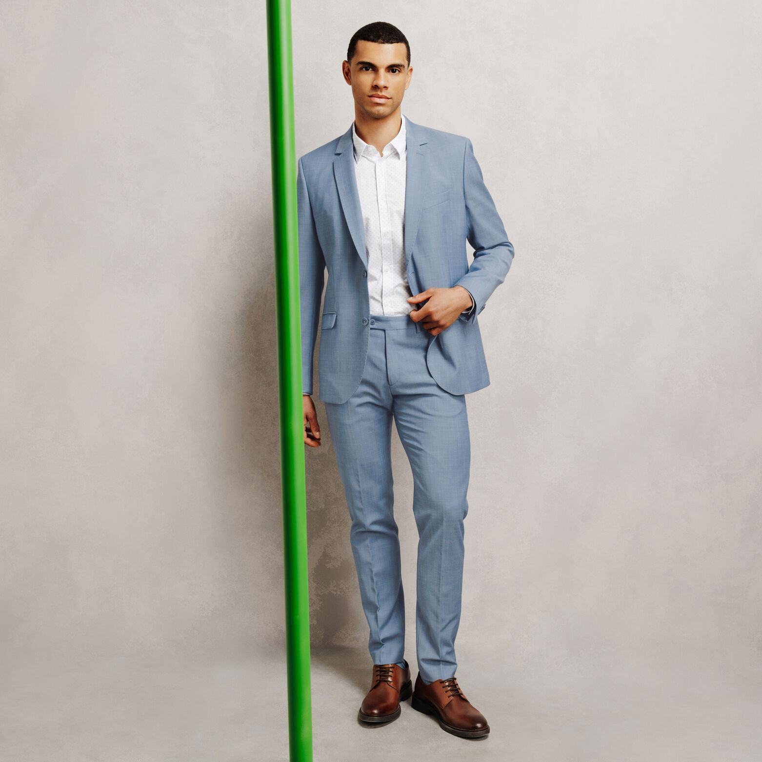 Slim fit kostuumbroek in bi-stretch