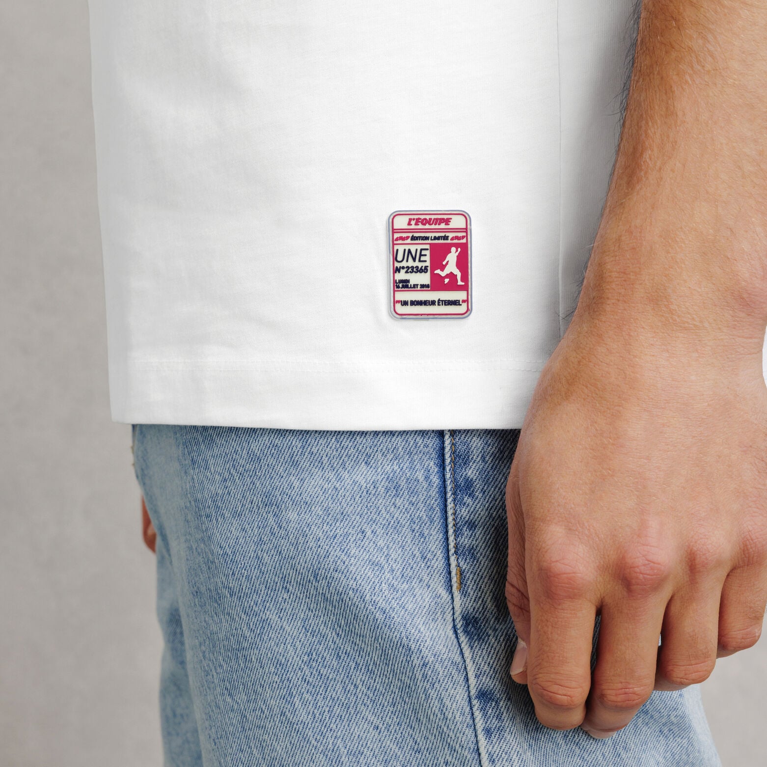 Tee shirt imprim&eacute; devant licence L'&Eacute;quipe