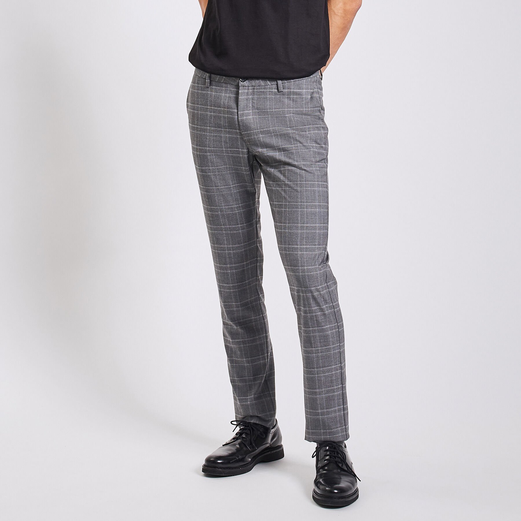 Pantalon chino gris sales a carreau homme