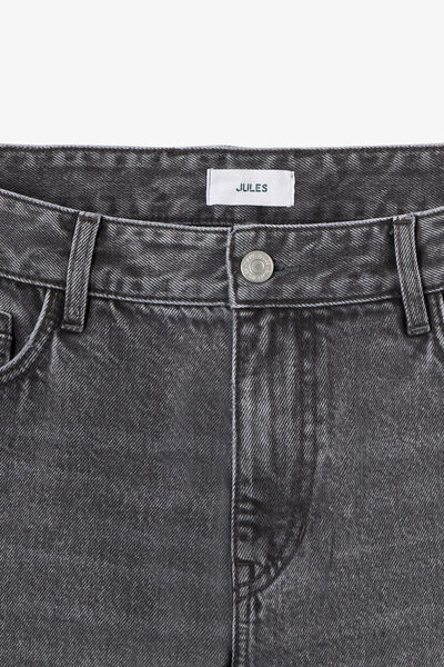Jean loose